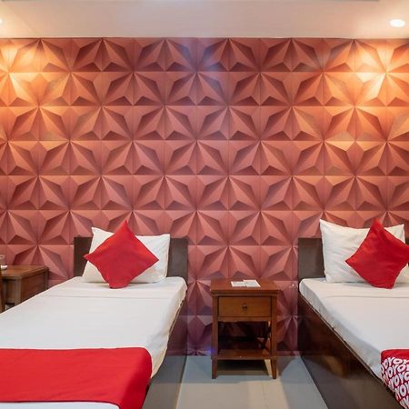 โอโย 697 โอเบรโร สวีท Hotel Davao ภายนอก รูปภาพ